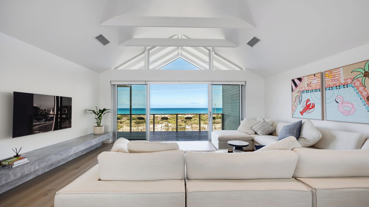 Photo of Livingroom in Silver Sands