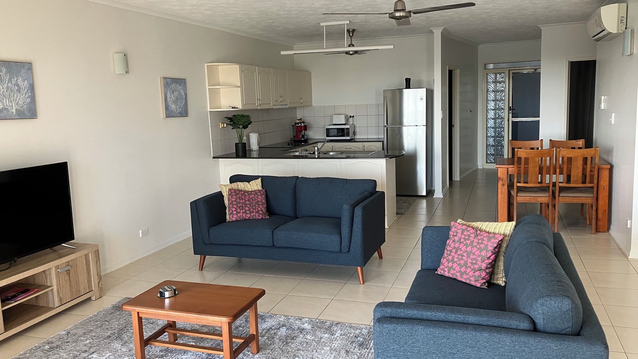 Photo of Livingroom in Cullen Bay