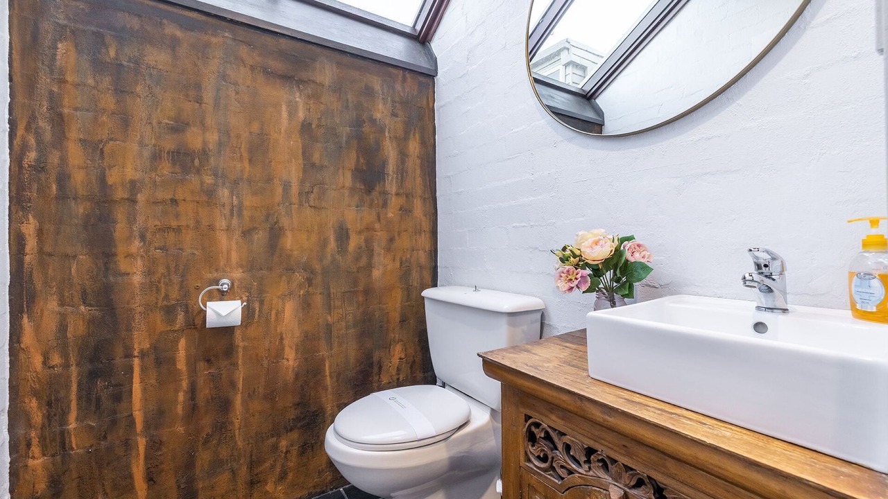 Photo of Bathroom in Salamander Bay
