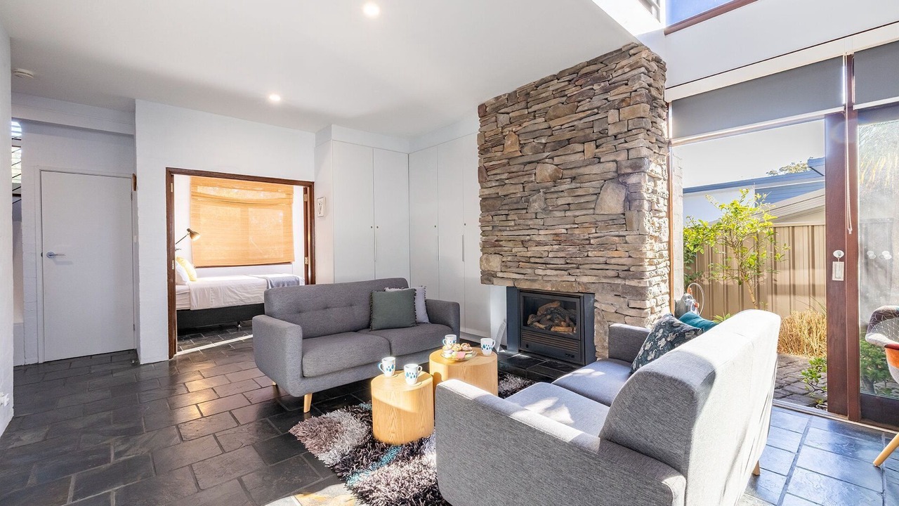 Photo of Livingroom in Salamander Bay