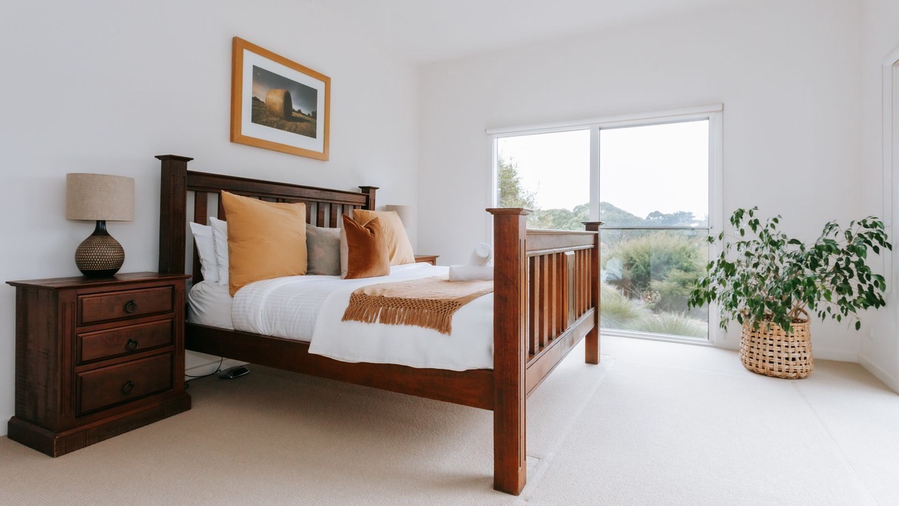 Photo of Bedroom in Red Hill South