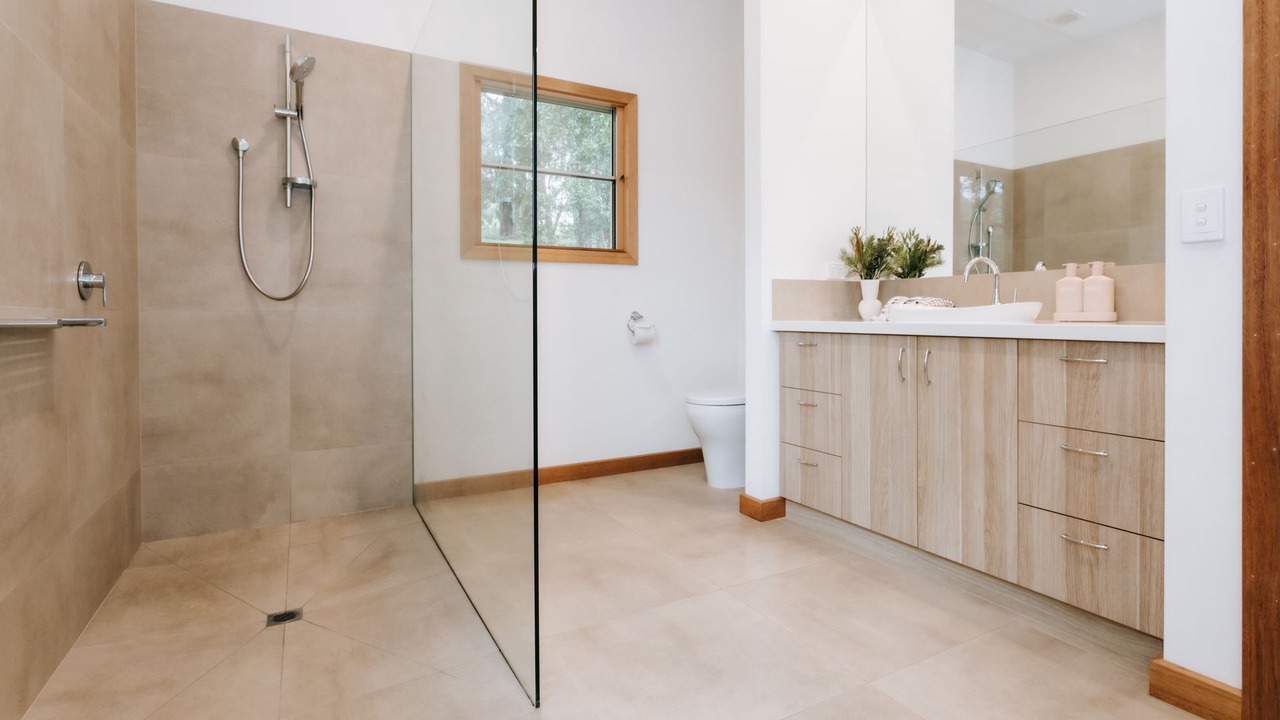 Photo of Bathroom in Red Hill South