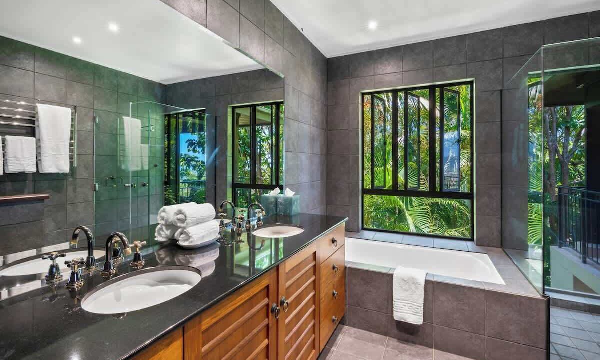 Photo of Bathroom in Cairns