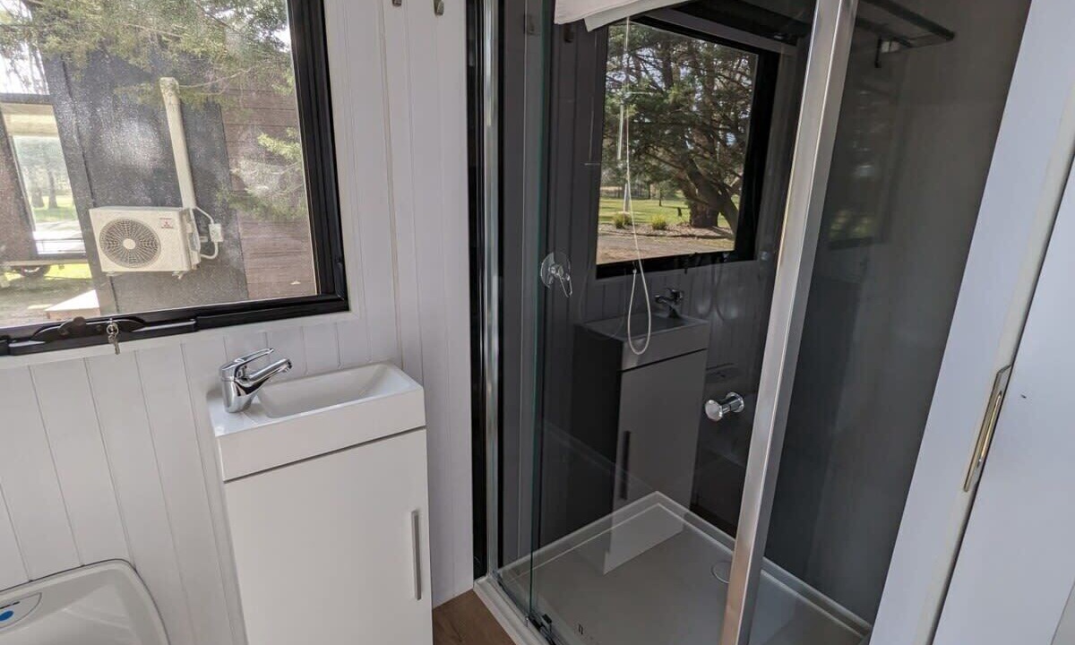 Photo of Bathroom in Dadswells Bridge