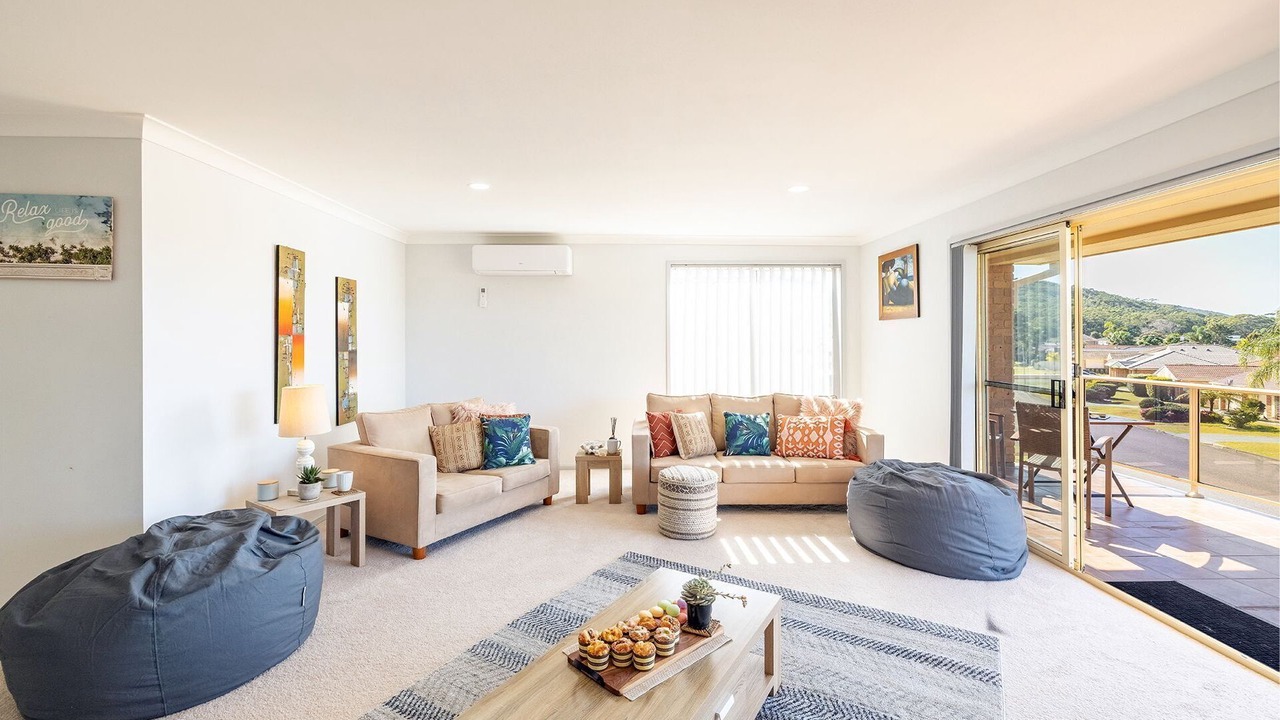 Photo of Livingroom in Fingal Bay