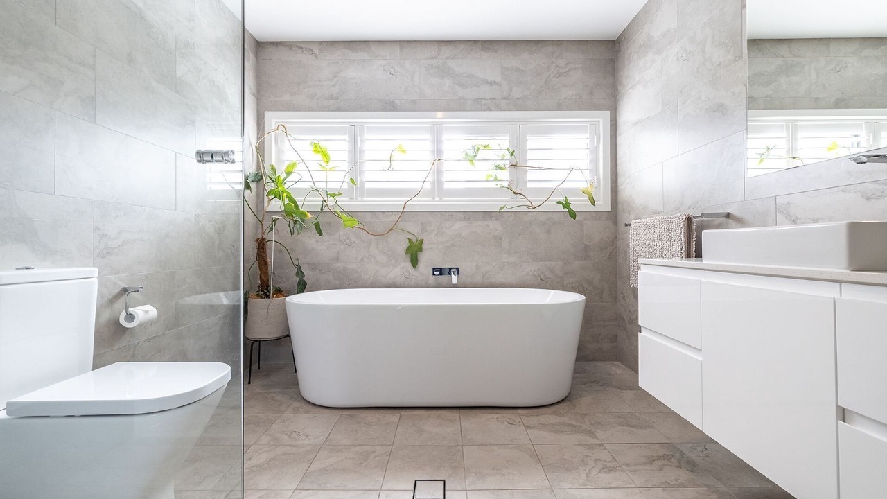 Photo of Bathroom in Salamander Bay