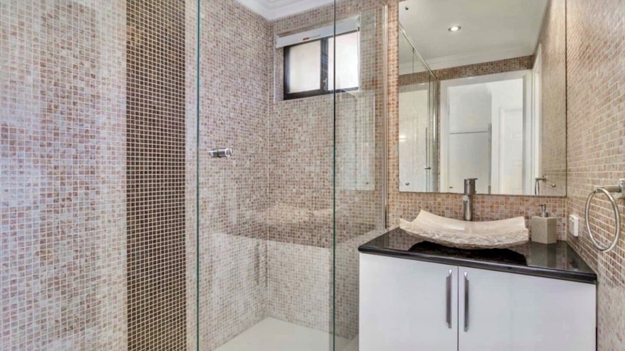 Photo of Bathroom in Munster