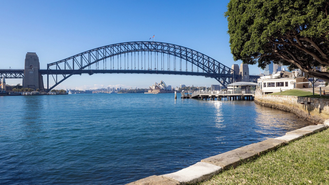 Photo of Others in McMahons Point