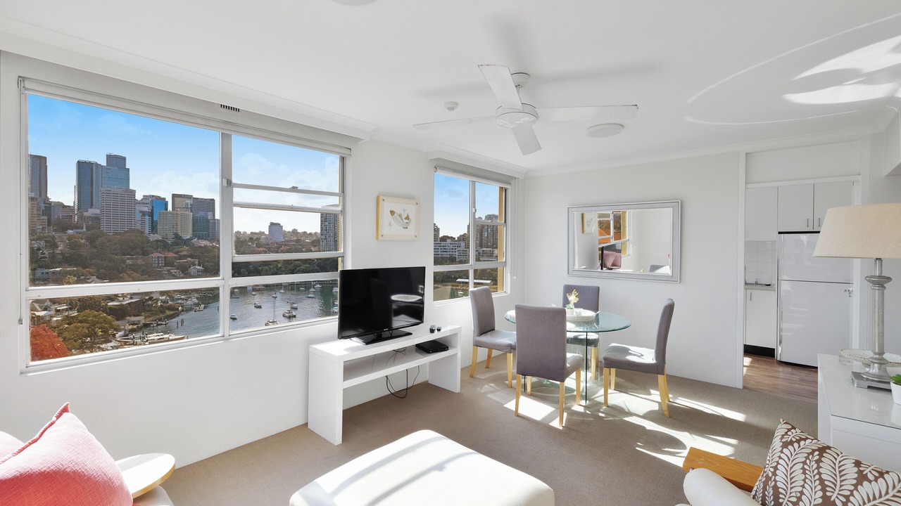 Photo of Livingroom in McMahons Point