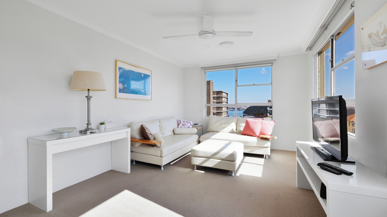 Photo of Livingroom in McMahons Point