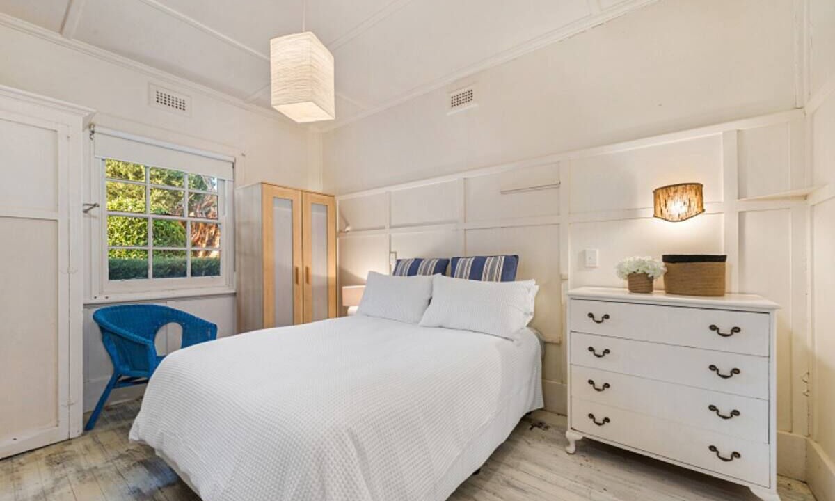 Photo of Bedroom in Portsea