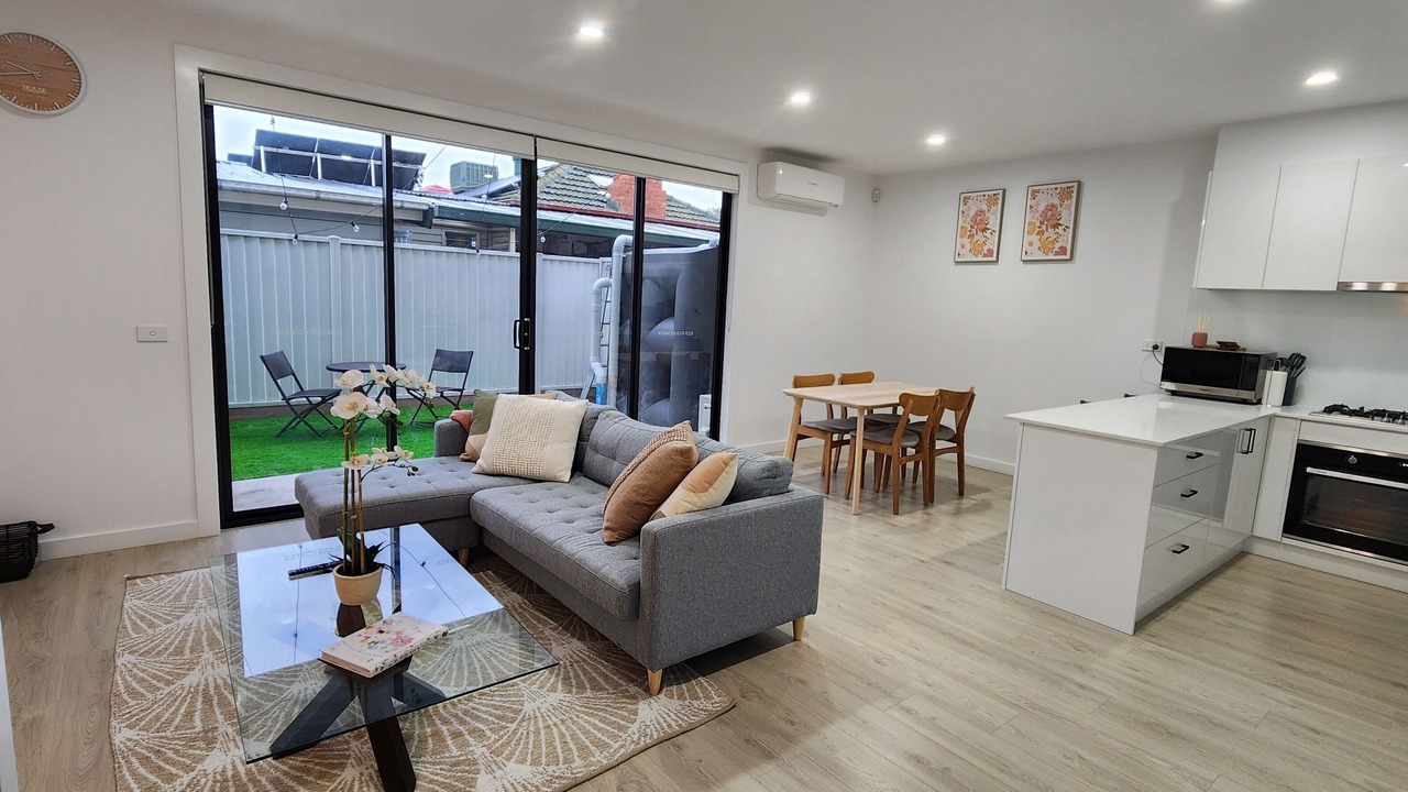 Photo of Livingroom in Sunshine