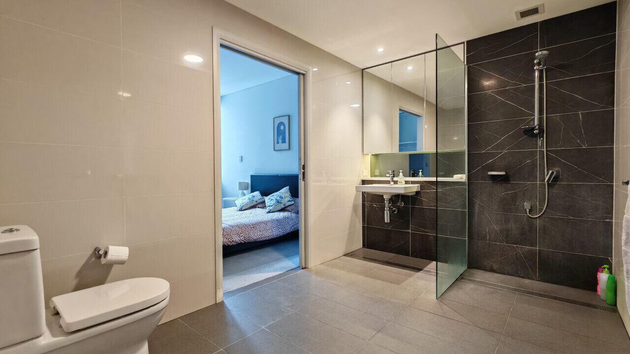 Photo of Bathroom in Wentworth Point