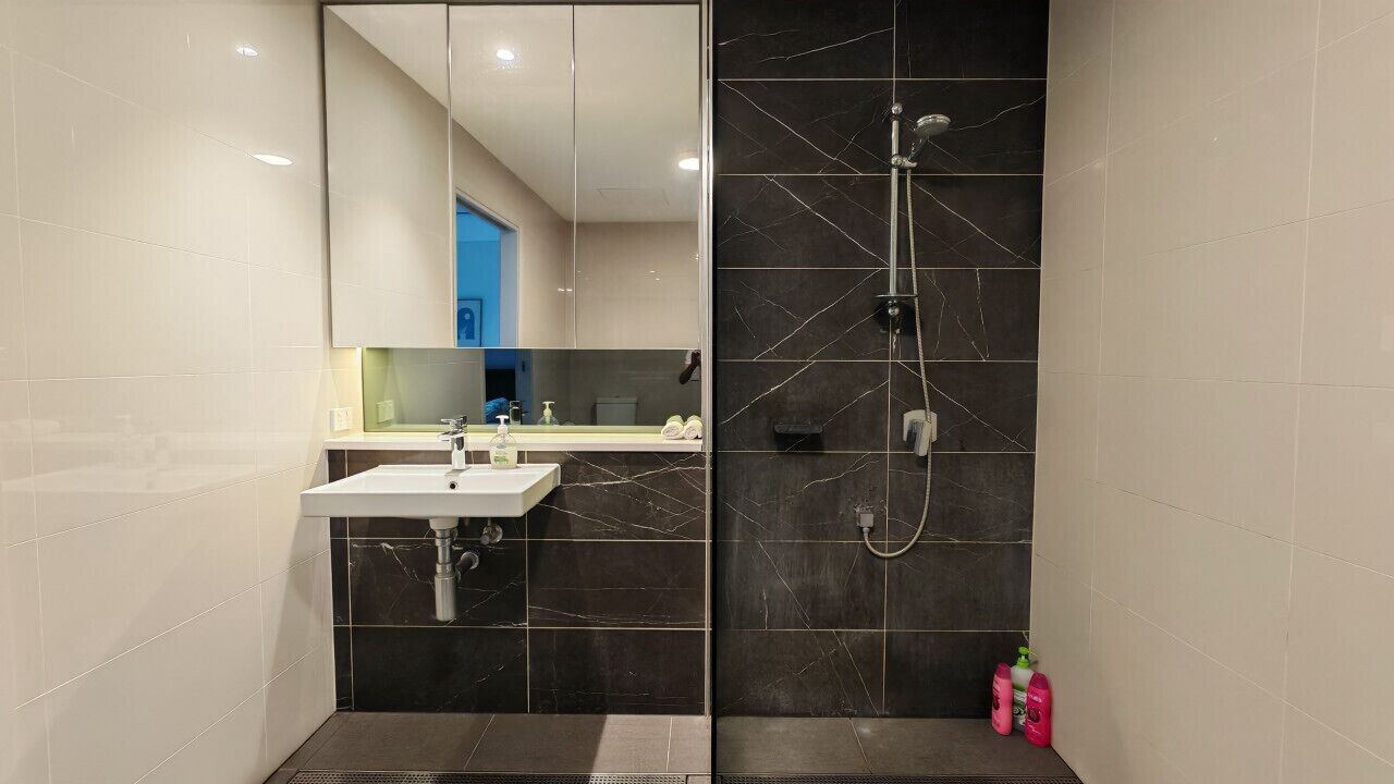 Photo of Bathroom in Wentworth Point