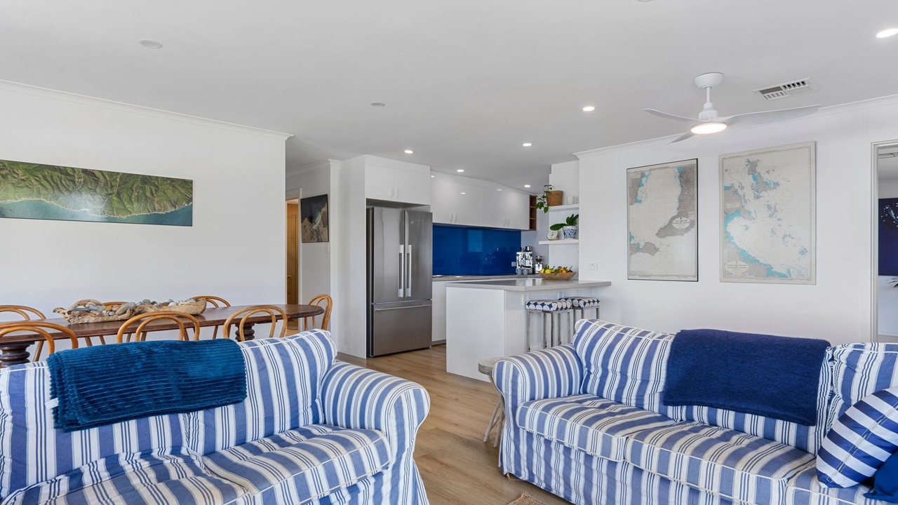 Photo of Livingroom in Myponga Beach