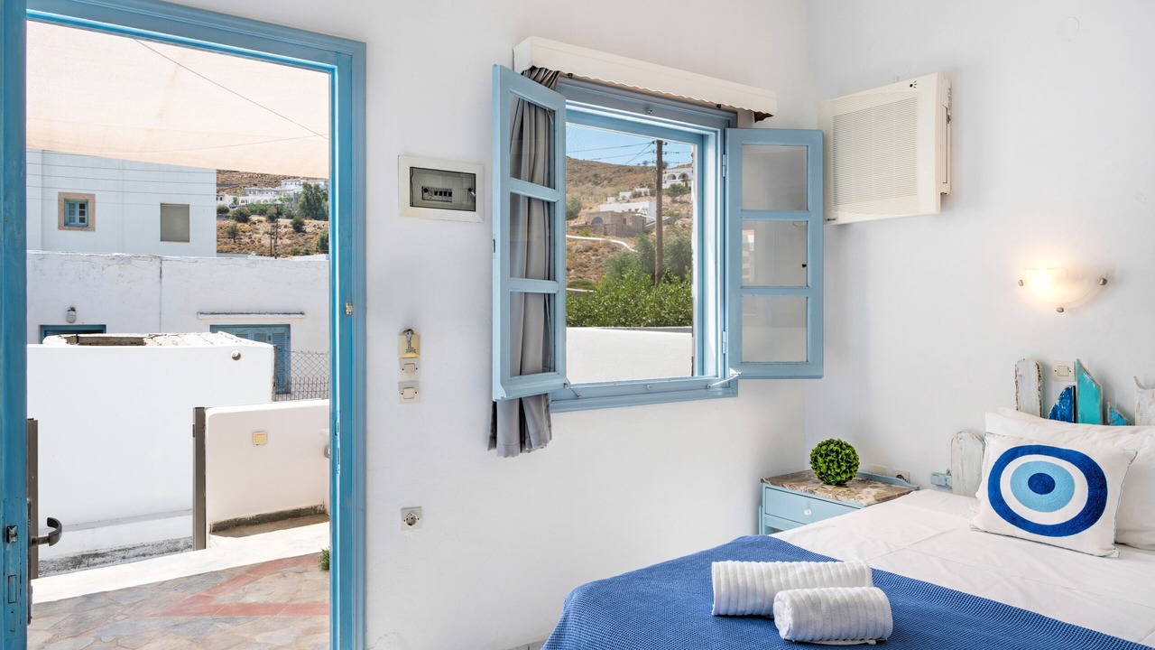 Photo of Bedroom in Grikos