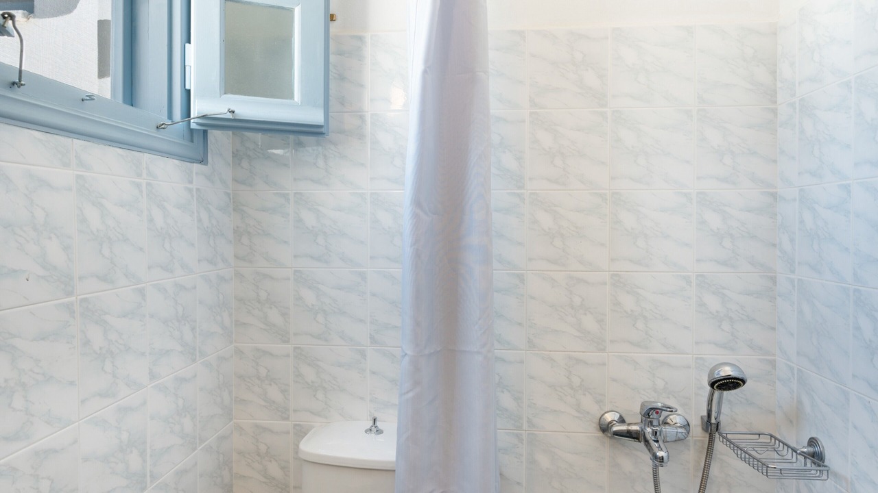 Photo of Bathroom in Grikos