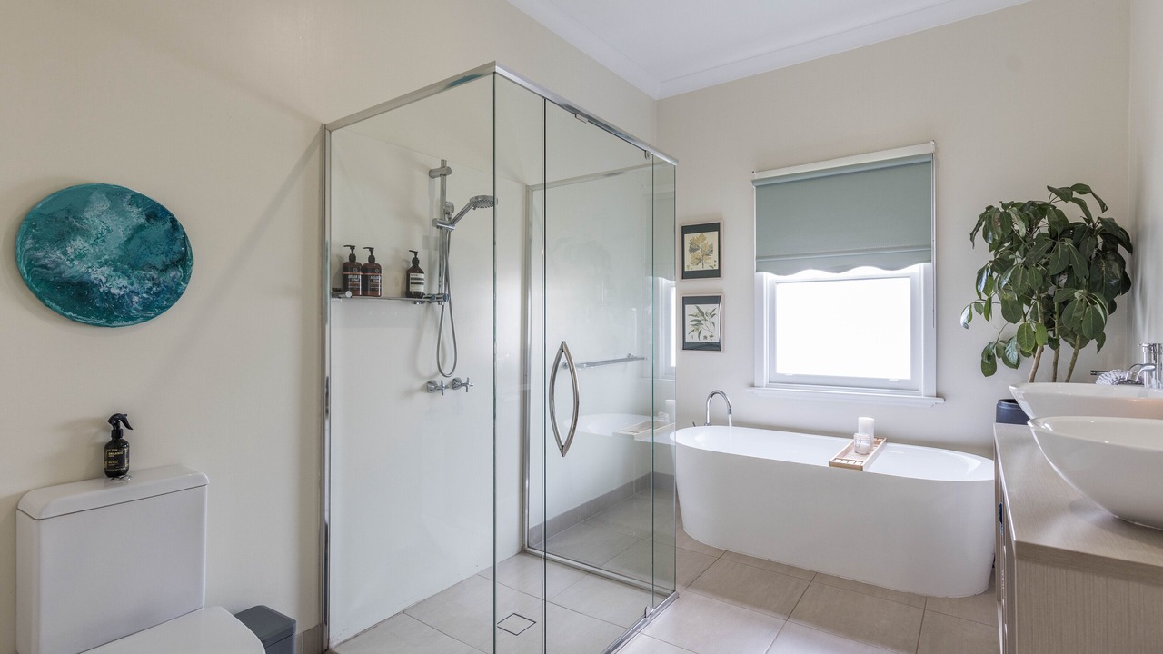 Photo of Bathroom in Castlemaine