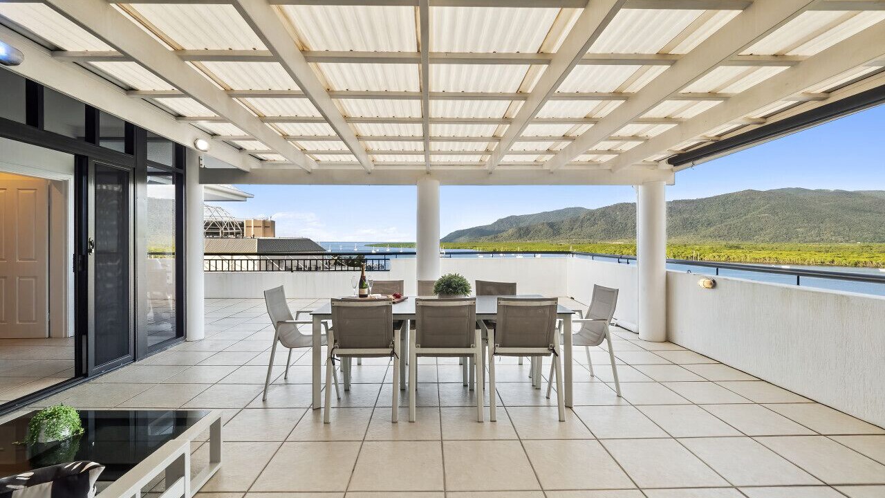 Photo of Patio Balcony in Cairns Central Business District