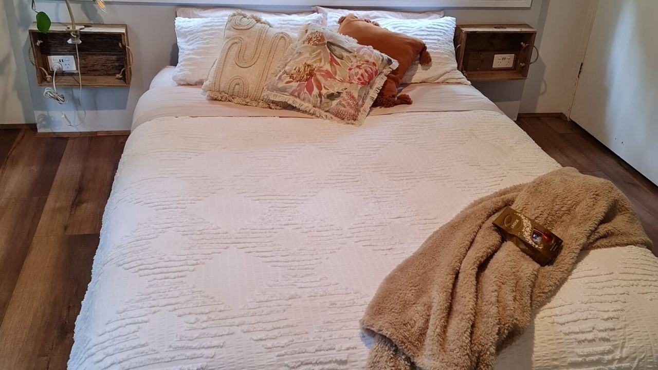 Photo of Bedroom in Emerald