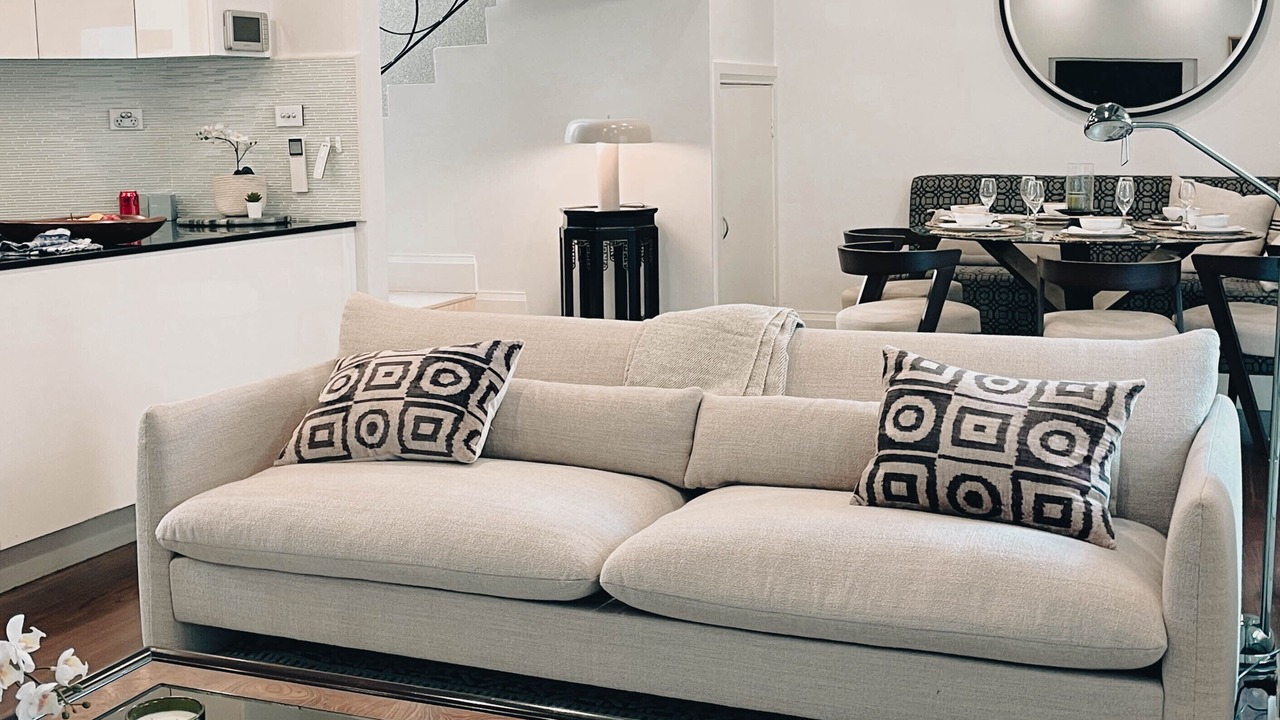 Photo of Livingroom in Rose Bay