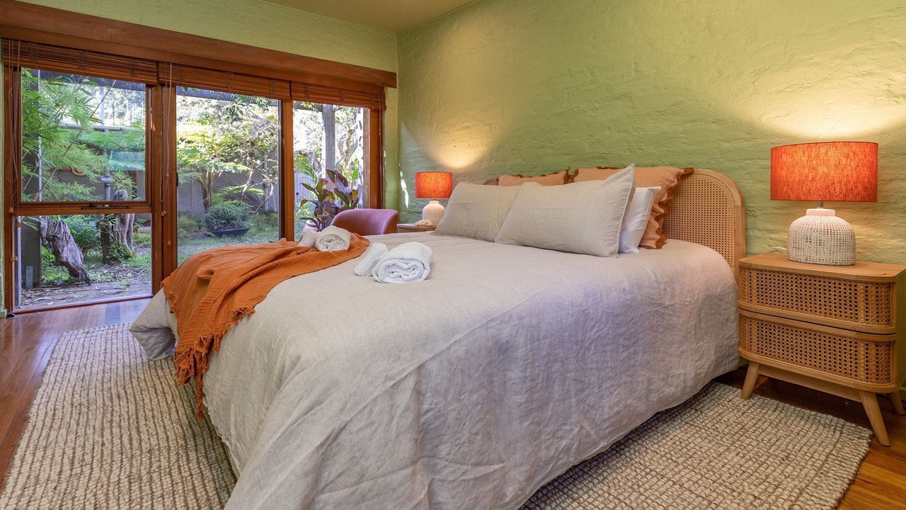 Photo of Bedroom in Tarbuck Bay