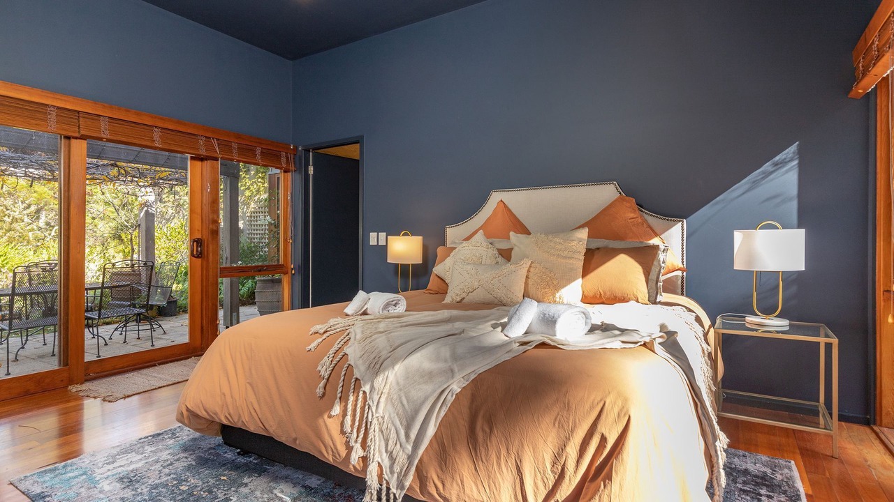 Photo of Bedroom in Tarbuck Bay