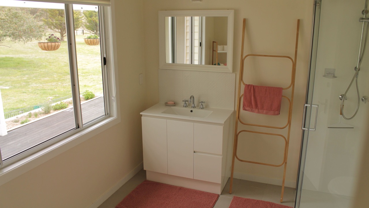 Photo of Bathroom in Dalveen