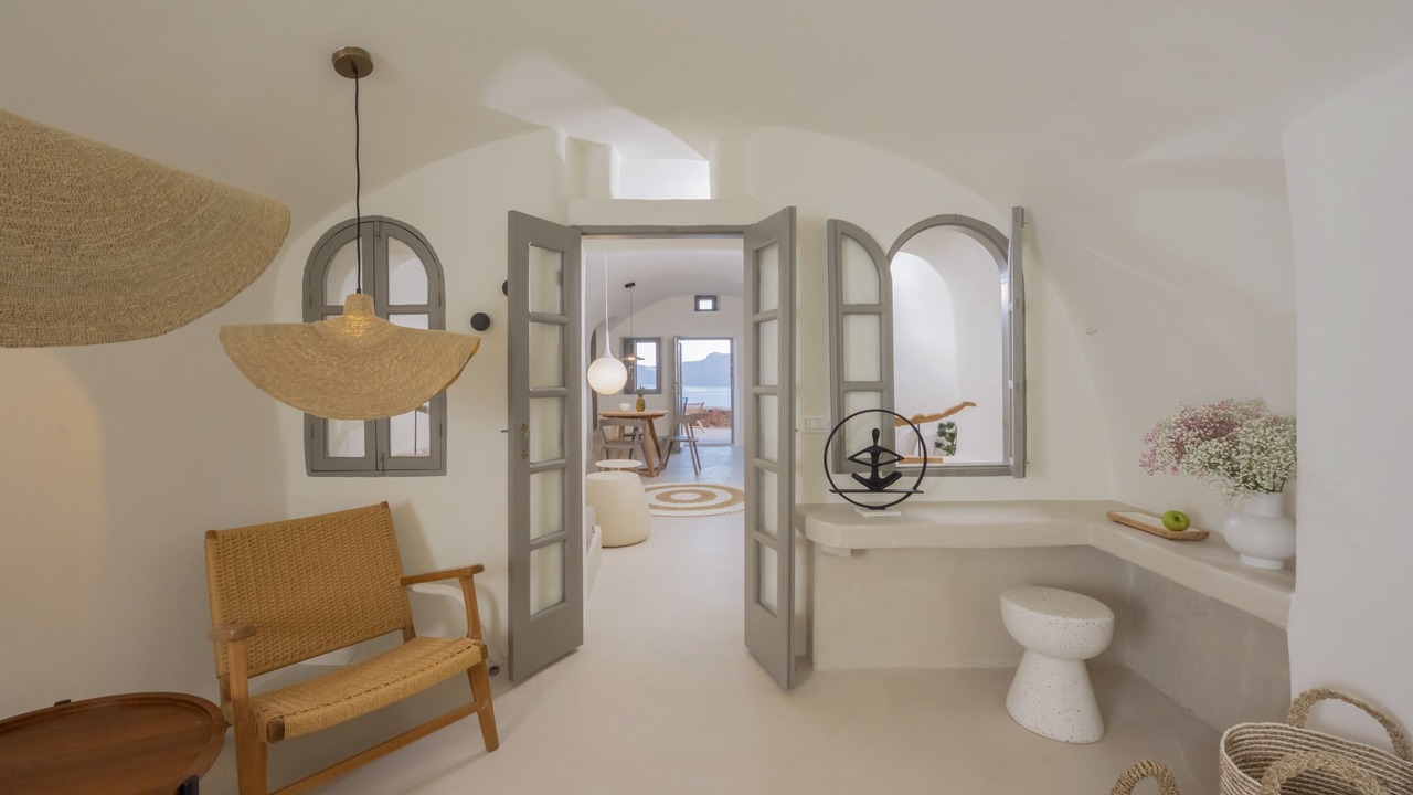 Photo of Bedroom in Oia