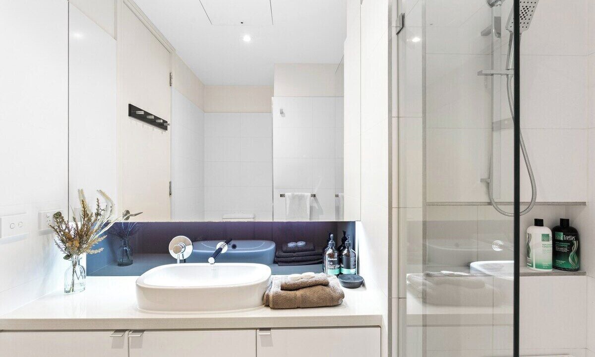 Photo of Bathroom in Cowes