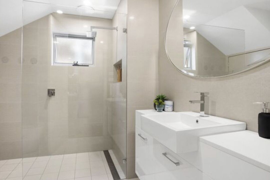 Photo of Bathroom in Avalon Beach