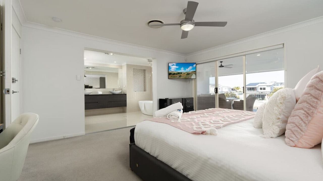 Photo of Bedroom in Biggera Waters