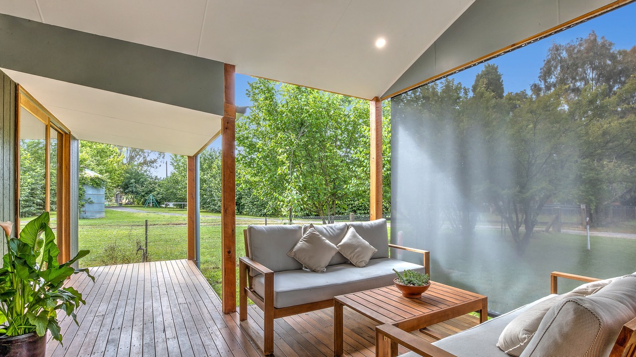 Photo of Patio Balcony in Porepunkah
