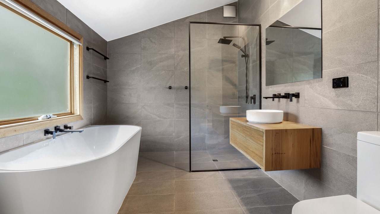 Photo of Bathroom in Porepunkah