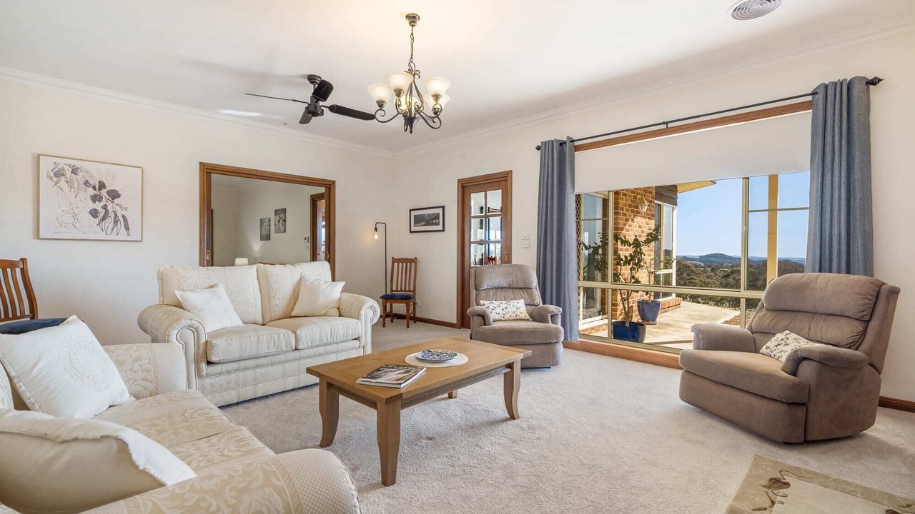 Photo of Livingroom in Oberon