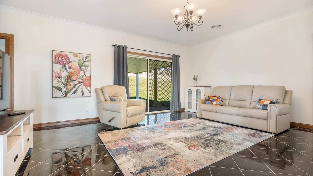 Photo of Livingroom in Oberon