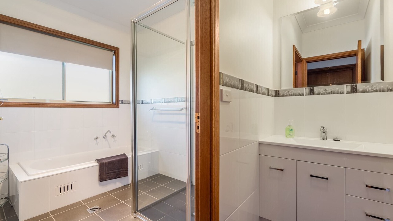 Photo of Bathroom in Oberon