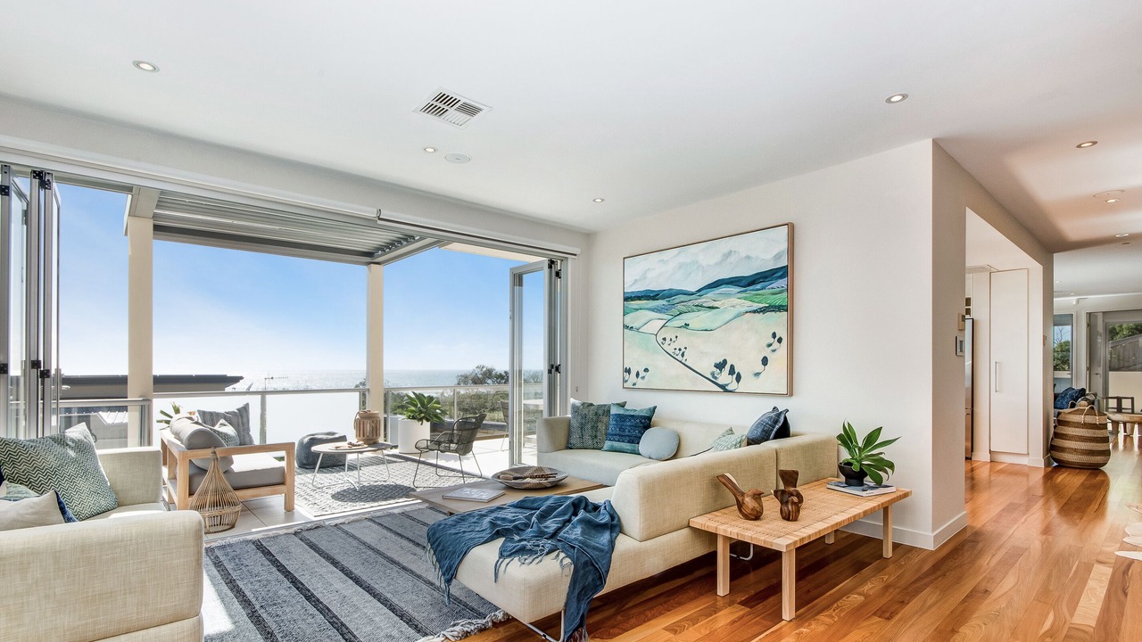 Photo of Livingroom in Castaways Beach