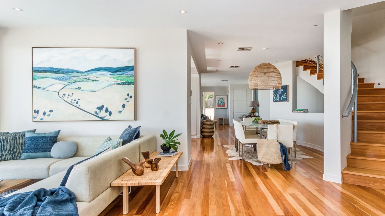 Photo of Livingroom in Castaways Beach