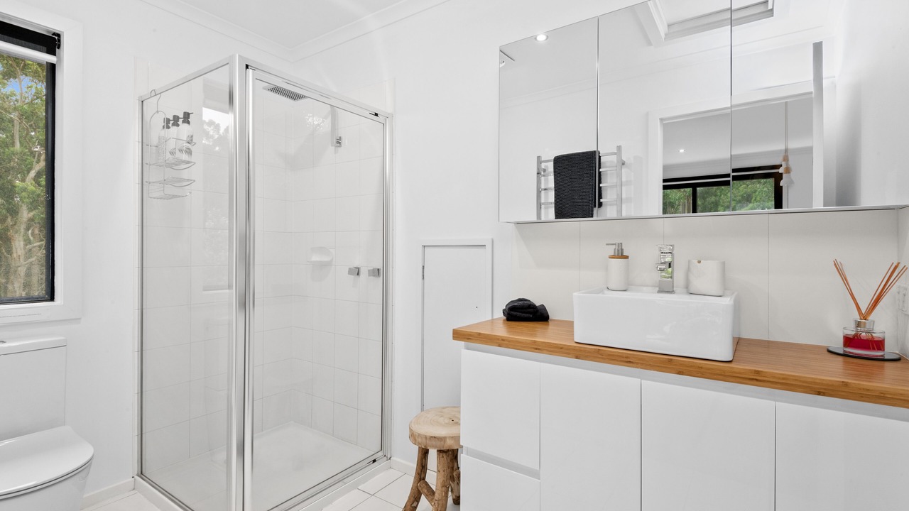 Photo of Bathroom in Benwerrin