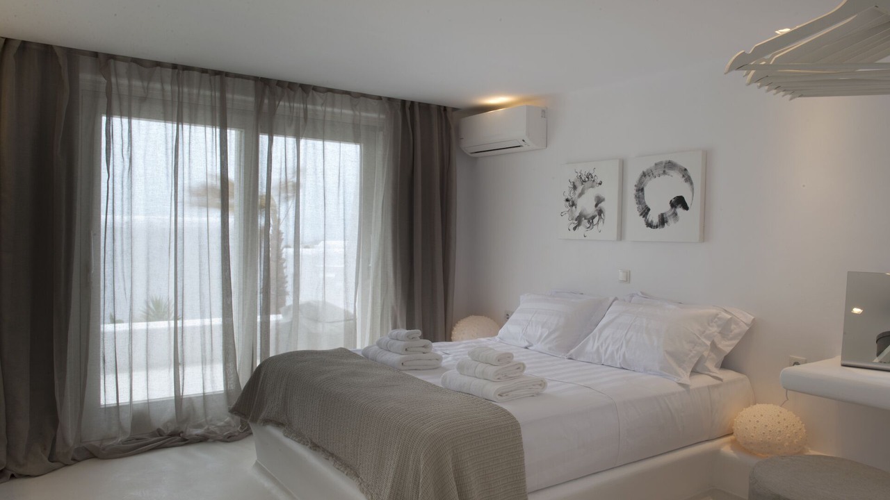 Photo of Bedroom in Tourlos