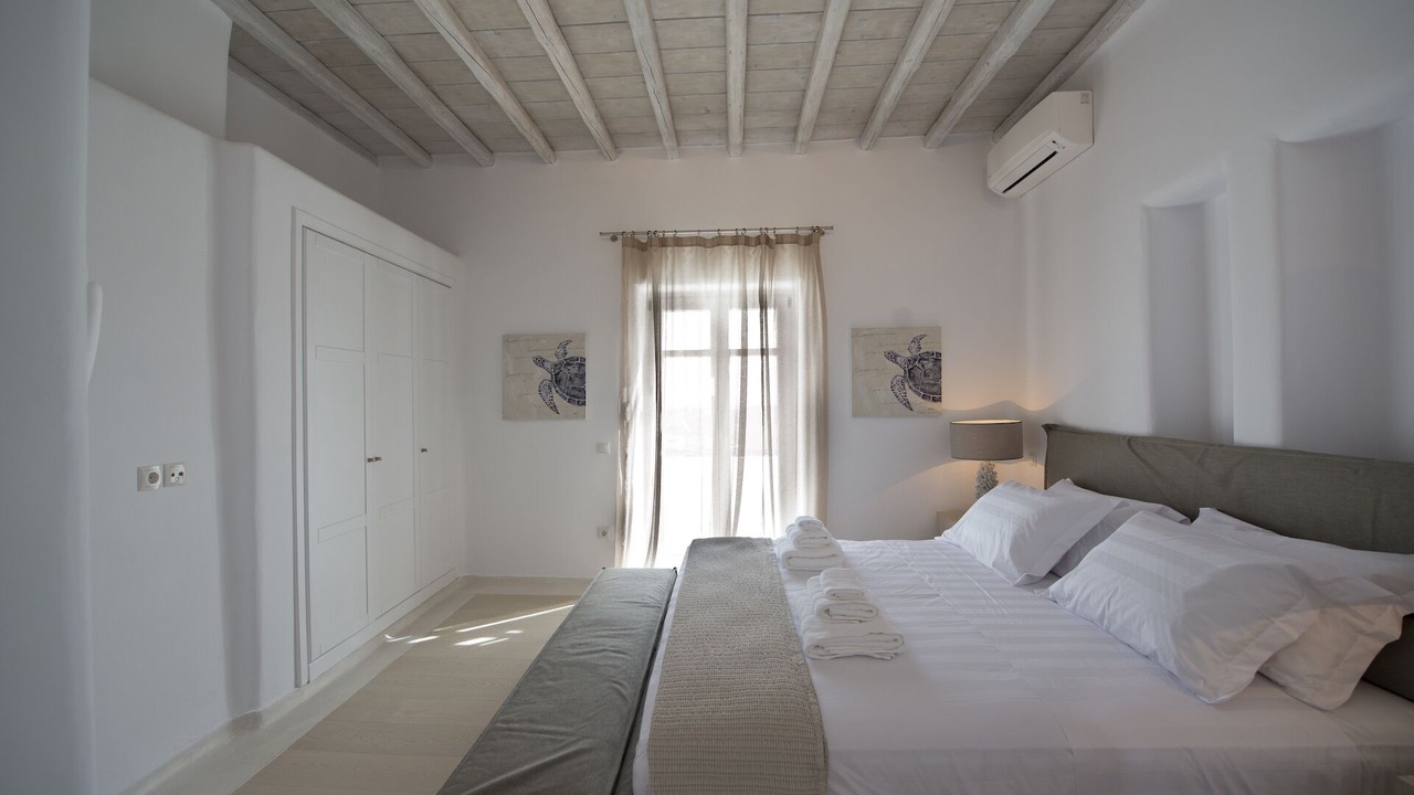 Photo of Bedroom in Tourlos