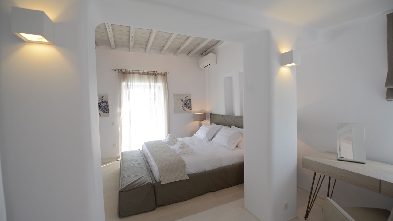 Photo of Bedroom in Tourlos