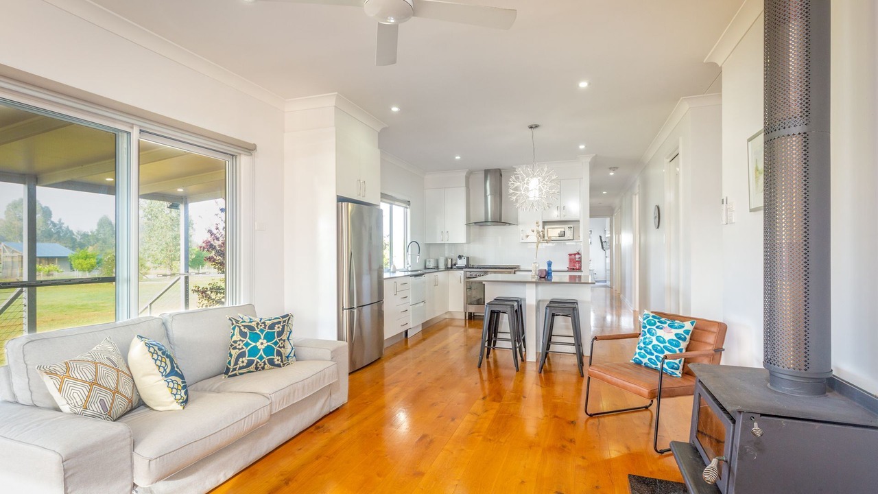 Photo of Livingroom in Broke