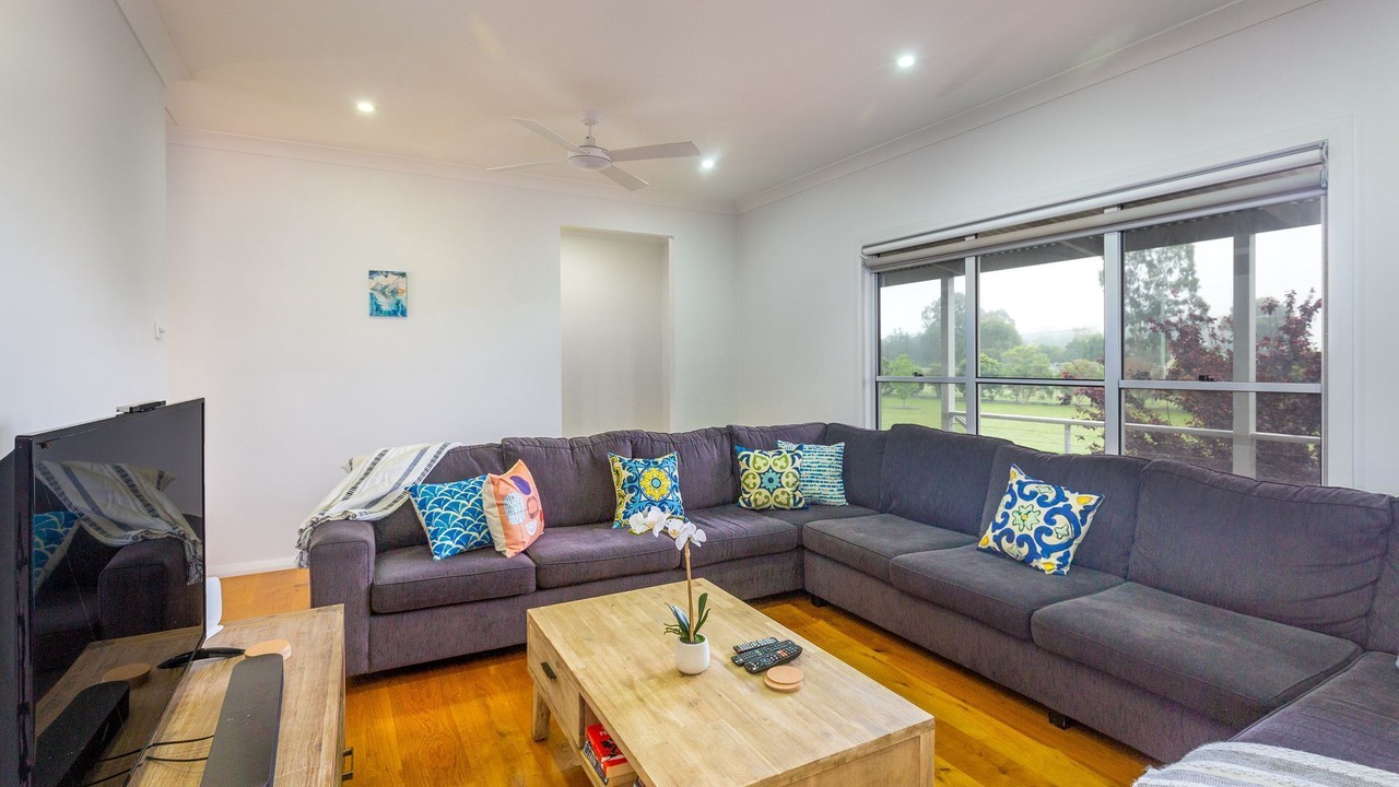 Photo of Livingroom in Broke