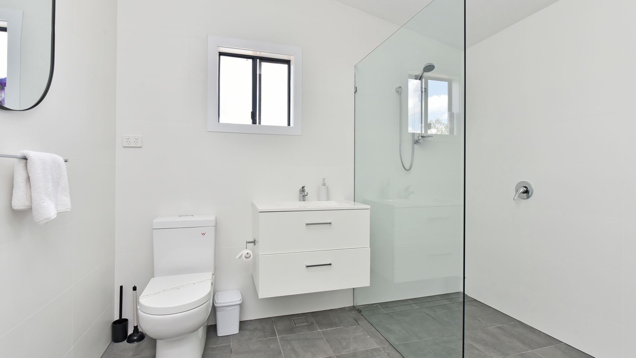 Photo of Bathroom in Broke