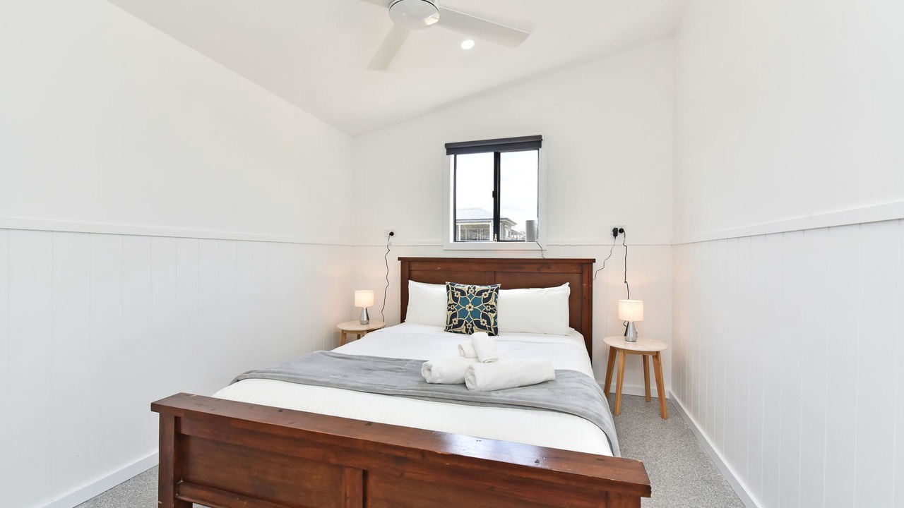 Photo of Bedroom in Broke