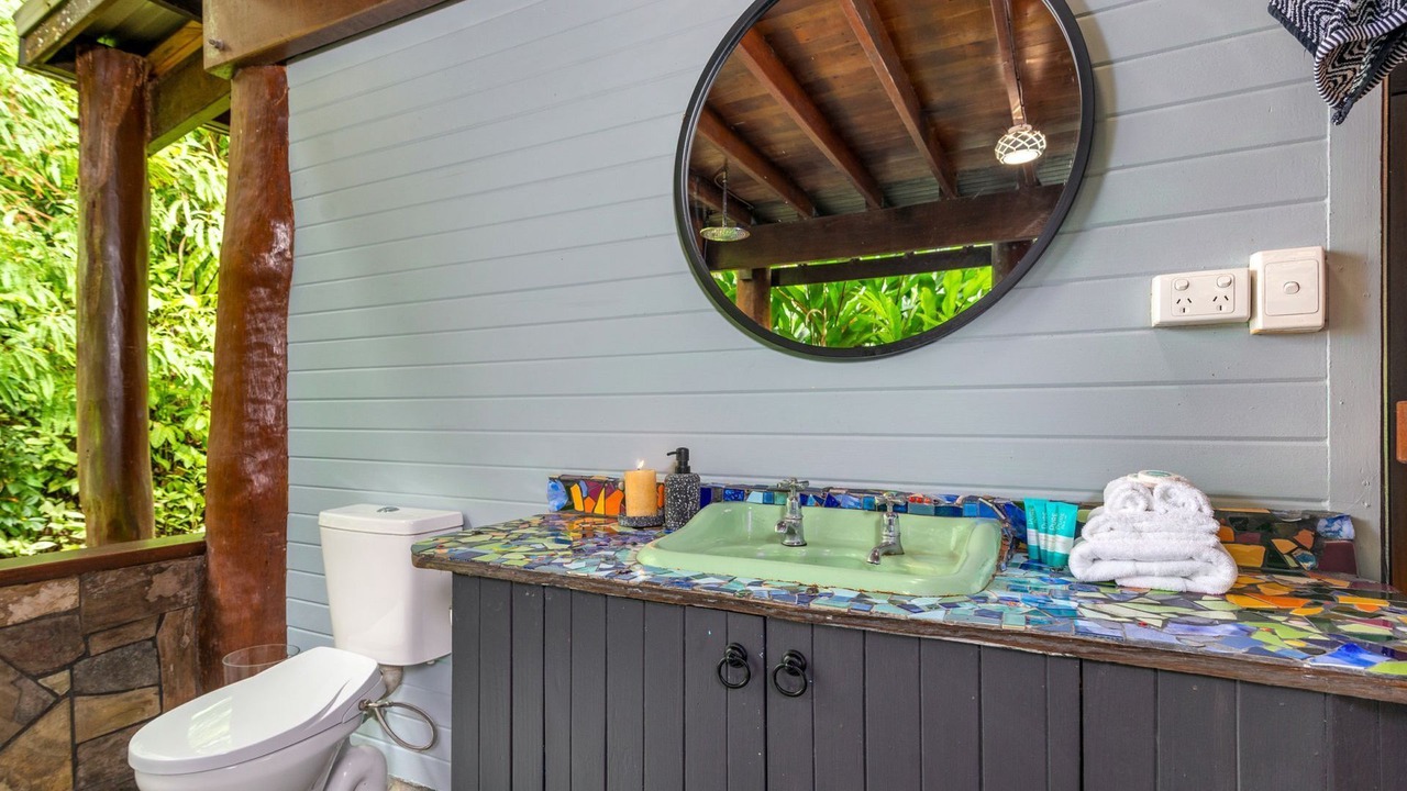 Photo of Bathroom in Whyanbeel
