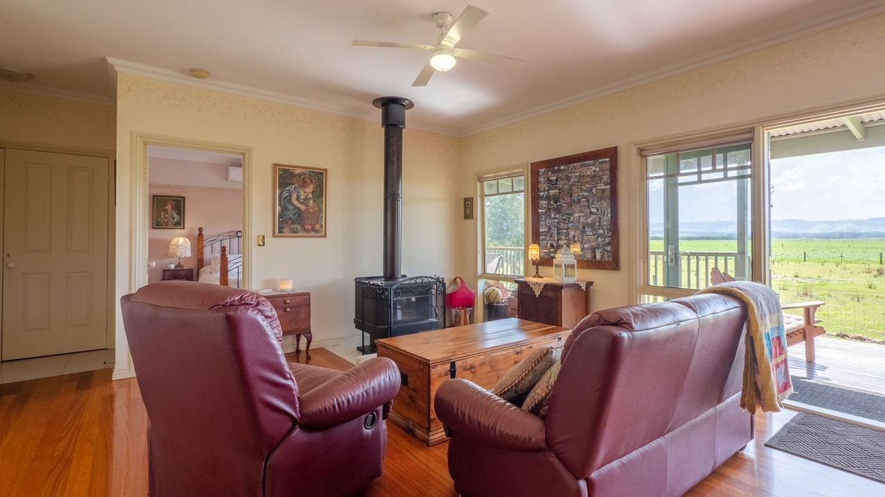 Photo of Livingroom in Port Welshpool
