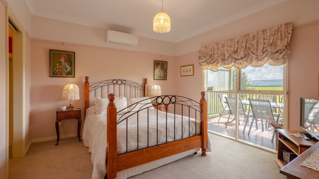 Photo of Bedroom in Port Welshpool
